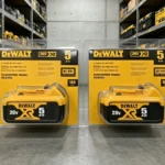 2pc DEWALT 20V Max Premium 5Ah Lithium-Ion Battery / Charger